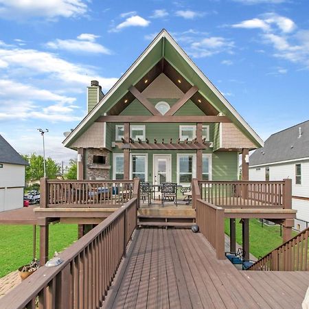 Luxury Waterfront Home Family And Pet Friendly Near Surfside Beach 11 Mins Фрипорт Экстерьер фото