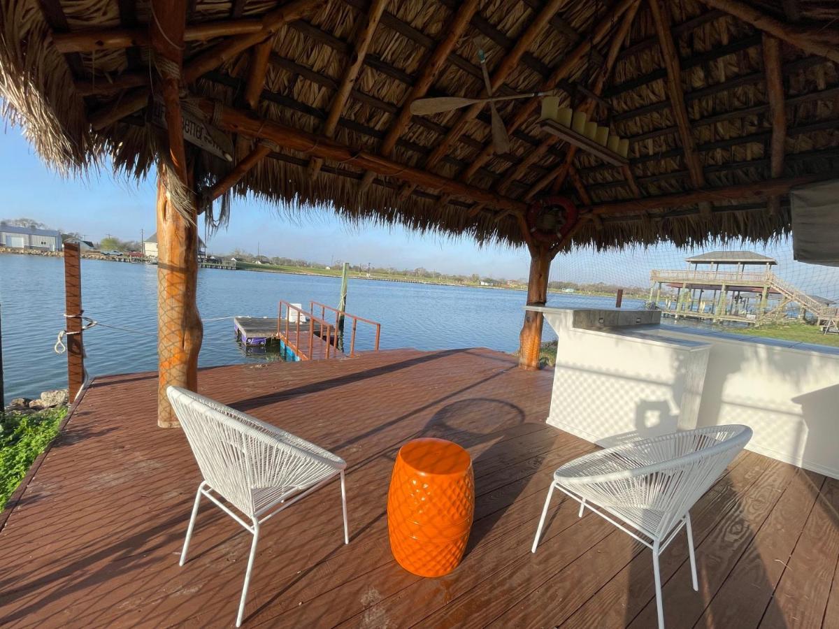 Luxury Waterfront Home Family And Pet Friendly Near Surfside Beach 11 Mins Фрипорт Экстерьер фото